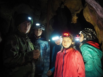 návštěva jeskyně v Moravském krasu